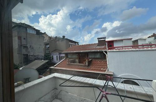 Cihangir Apartment | Three Houses