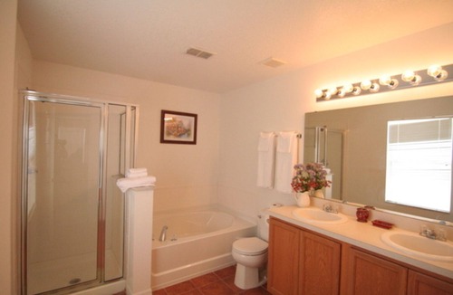 Highgate Park House | Three Master Suite Home, 7BR/5BA, Private Pool/Spa,AirConded Game Room