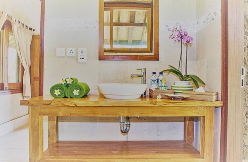 Uluwatu Hotel | Three Monkeys Villas