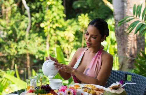 Nanai Road Hotel | Three Monkeys Villas