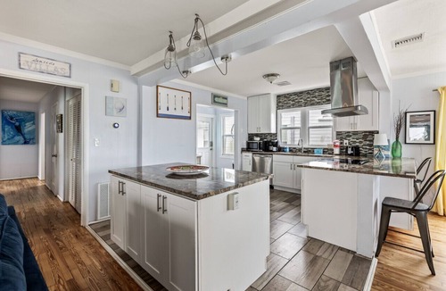 Daytona Beach Cottage | Three Oars Beach Surf Shack Pool, Oceanview, Game Room