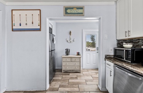 Daytona Beach Cottage | Three Oars Beach Surf Shack Pool, Oceanview, Game Room