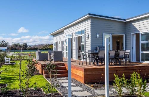 Martinborough Villa | Three on Wilson