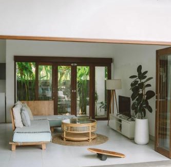 Medewi Bed & Breakfast | Three Palms Surf & Stay Medewi