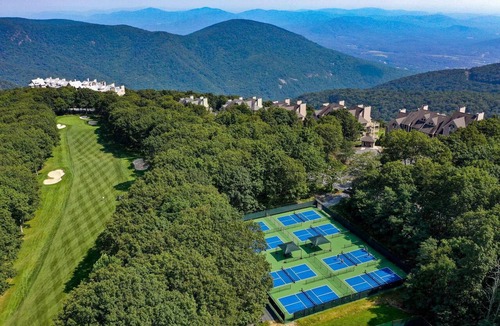 Wintergreen Condo | Three Ridges 15 with Wintergreen Advantage