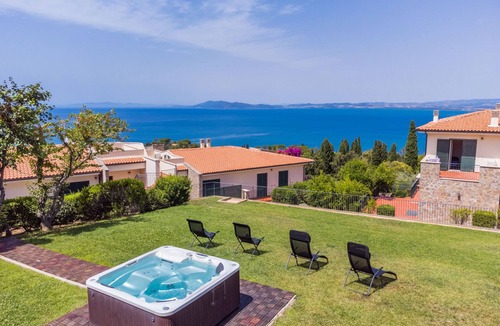 Monte Argentario Apartment | Three-room apartment by Interhome