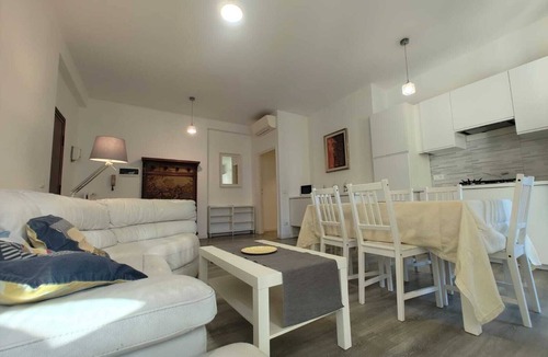 Abbadesse Apartment | three-room apartment 5 minutes from Central Station and Gae Aulenti for vacation and work