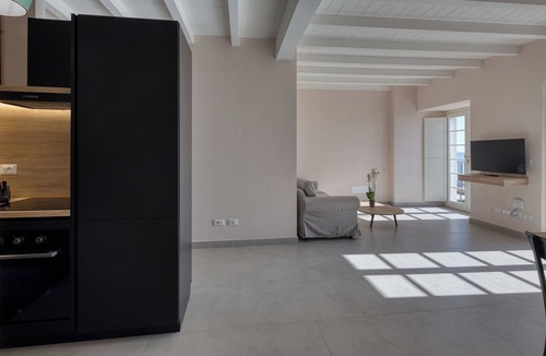 Acquasanta Apartment | Three-room apartment second floor sea view two bathrooms