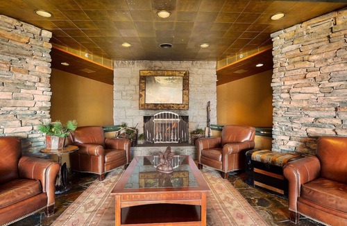 Tahoe Village Hotel | Three Scenic Mountain Villa:Pools & Perfect for the Whole Family