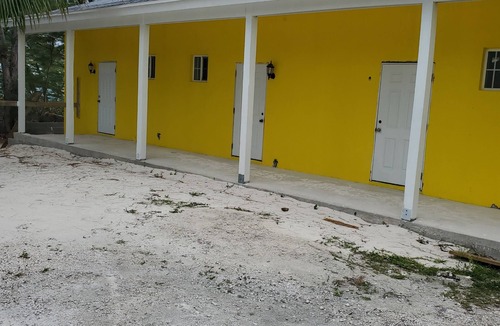 Moss Town House | Three Sisters Villa 2