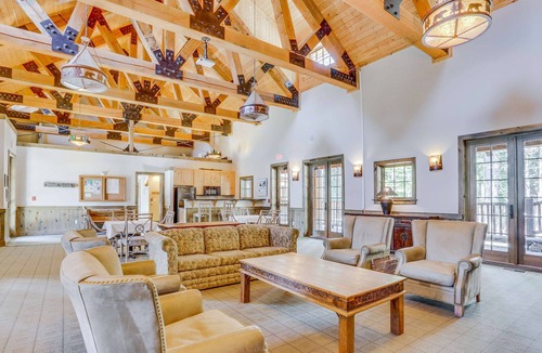 Government Camp House | Three-story retreat with a gas fireplace plus access to pool, hot tub, & sauna