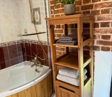 Aldborough House | Threshers Barn and Shire Horse Barn