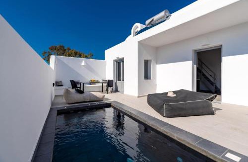 Perissa Villa | Thrilling Santorini Villa Villa Gauche 2 Bedrooms Furnished Sun Terrace With Private Heated Pool Perissa