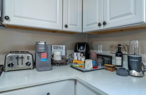 Lithia Springs House | ThrillStay Team Sports Vacation Home