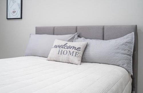 Lithia Springs House | ThrillStay Team Sports Vacation Home