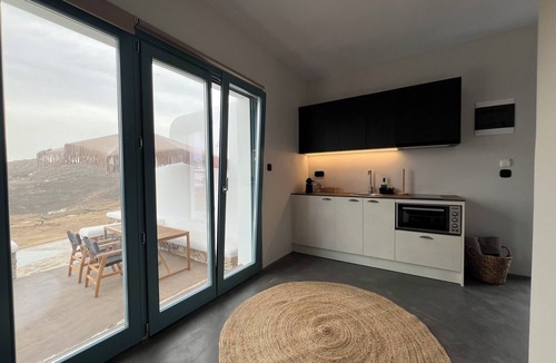 Paraga House | Thronos Suites