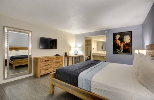 Gateway District Hotel | Thunderbird Hotel