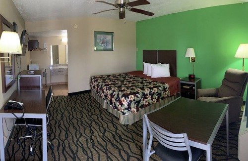 Liberal Hotel | Thunderbird Inn