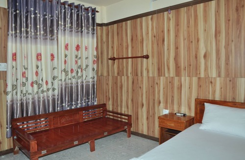 Cua Can Village Hotel | Thuy Van Bungalow