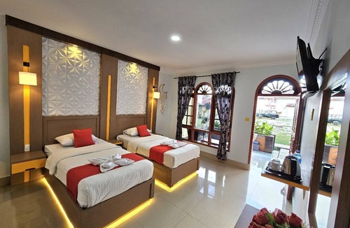 Simanindo Hotel | Thyesza Hotel