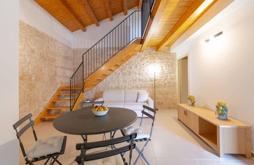 Casa Papa House | Thyme - open space in the Hyblean countryside