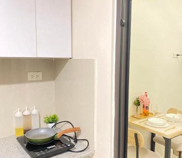 Minglanilla Apartment | Thyme Residence The VAs Nest Near Anjo World Free Pool and Gym