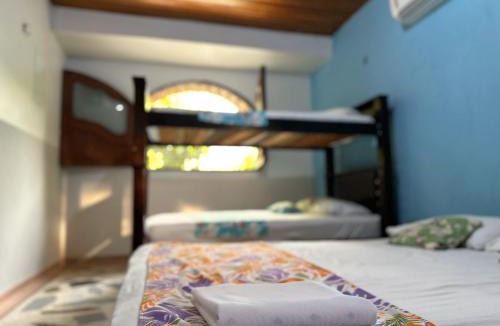 Comuna 3 House | Tia Chela hostel
