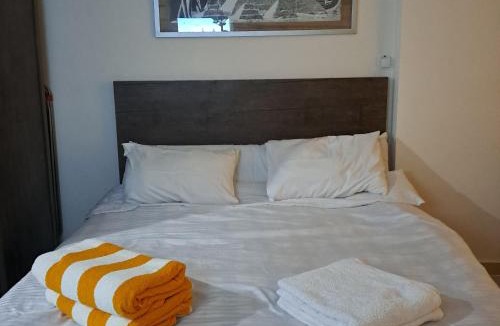 Corniche Road-Dahar Hotel | Tiba Golden Beach Resort, Down Town