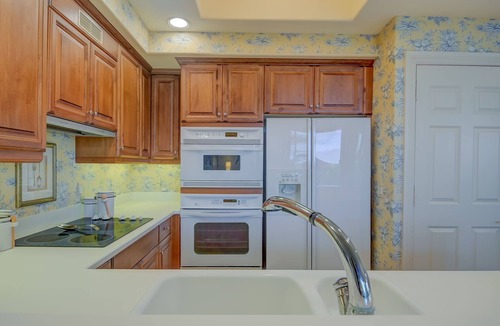 North Naples Condo | Tiburon Ritz Carlton Retreat Condo Rented Monthly With All The Amenities