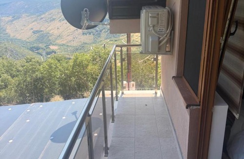 Niksic House | Tickon