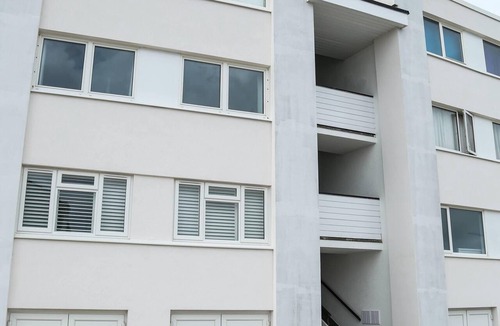 Wittering Apartment | Tides - Beach Front Apartment in Bracklesham Bay