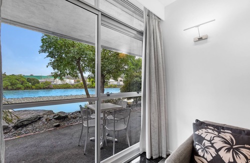 Nelson Hotel | Tides Hotel