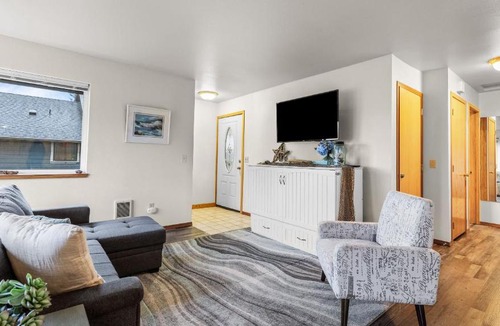 Bells Beach House | Tideview by AvantStay