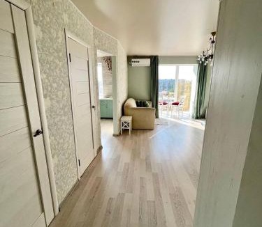Kirovograd Apartment | Tiffany Apartment