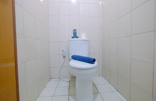 Kayu Putih Apartment | Tifolia Studio Apartment with Double Bed near LRT Station