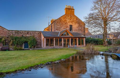 Alyth House | Tigh Na Leigh