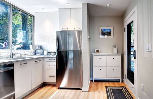 North Oyster Condo | Tillicum Tidal Retreat