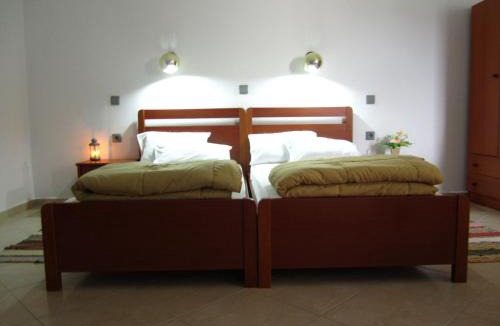 Livadia Apartment | Tilos Fantasy