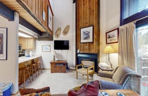 Copper Mountain Village Apartment | Timber Creek Bldg B #305
