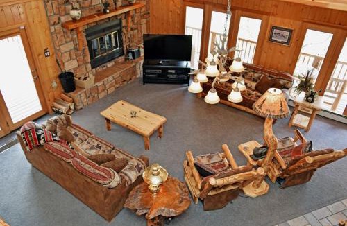 Taos Ski Valley House | Timber Crest Retreat