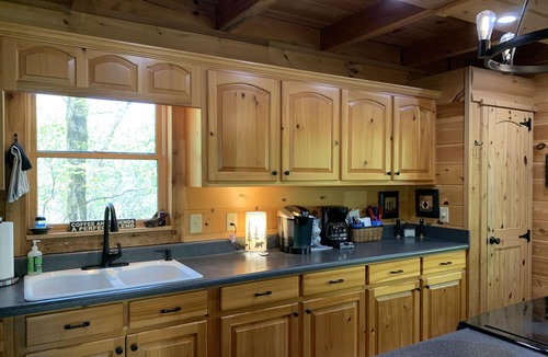 Screamer Mountain Cabin | Timber Frame Above the Clouds on Screamer Mtn in Clayton, GA - Panoramic Views!