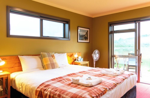 North Island Cabin | Timber Trail Lodge & Transport