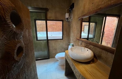 Tha Khoei Hotel | Timberland and Fruit Resort
