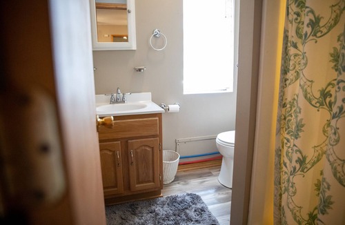 Old Washington Cottage | Timberline Cabins - Dogwood Cottage - Hot Tub, Pets