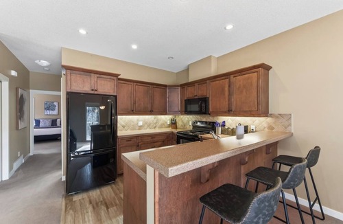 East Kootenay Villa | Timberline Crest | Balcony | Backyard | Pets Ok