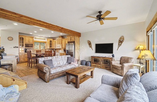 Estes Park Condo | Timberline Haven S3 - 3 bedroom Condo - Mtn and Lake Views