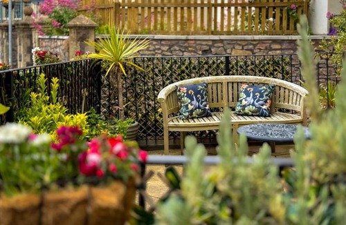 Weston-super-Mare House | Timbertop Suites - Adults Only