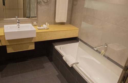 Al Qusais Hotel | Time Grand Plaza