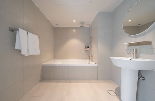 Dong-gu Hotel | Time Terminal Hotel Daejeon 1st by Anook