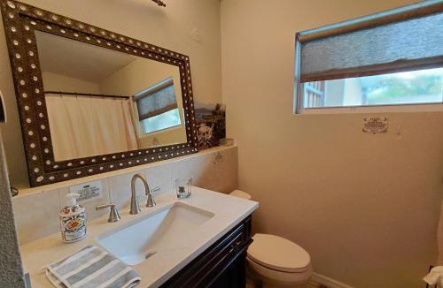 Kensington Park House | Timeless 1959 Florida Farm-Style Home